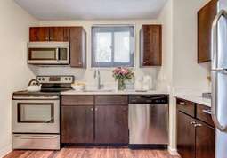 Image of Riverside Apartments in Alexandria, VA