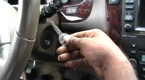 Acura TL key in ignition