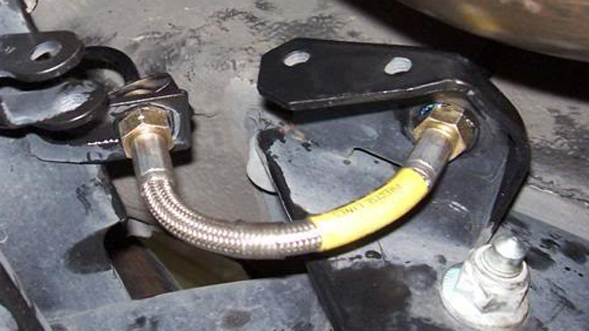 Audi A4 B7/B8 How to Replace Brake Line Audiworld