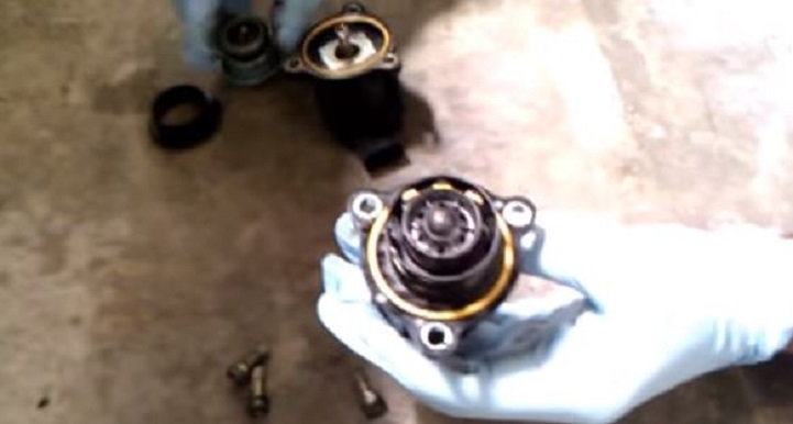 audi a4 b7 2.0t diverter valve blow off BOV replace remove change how to