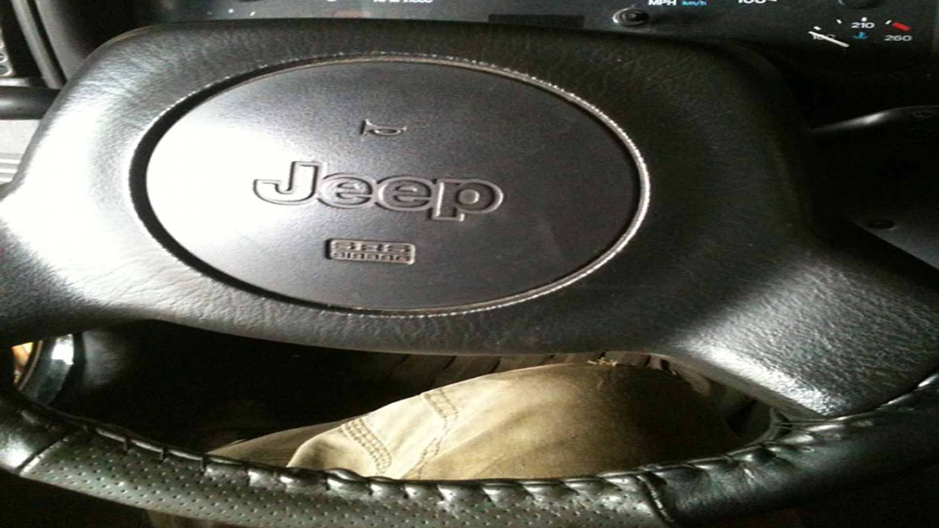 Jeep Cherokee 1997-2001: How to Replace Airbag Clock Spring | Cherokeeforum