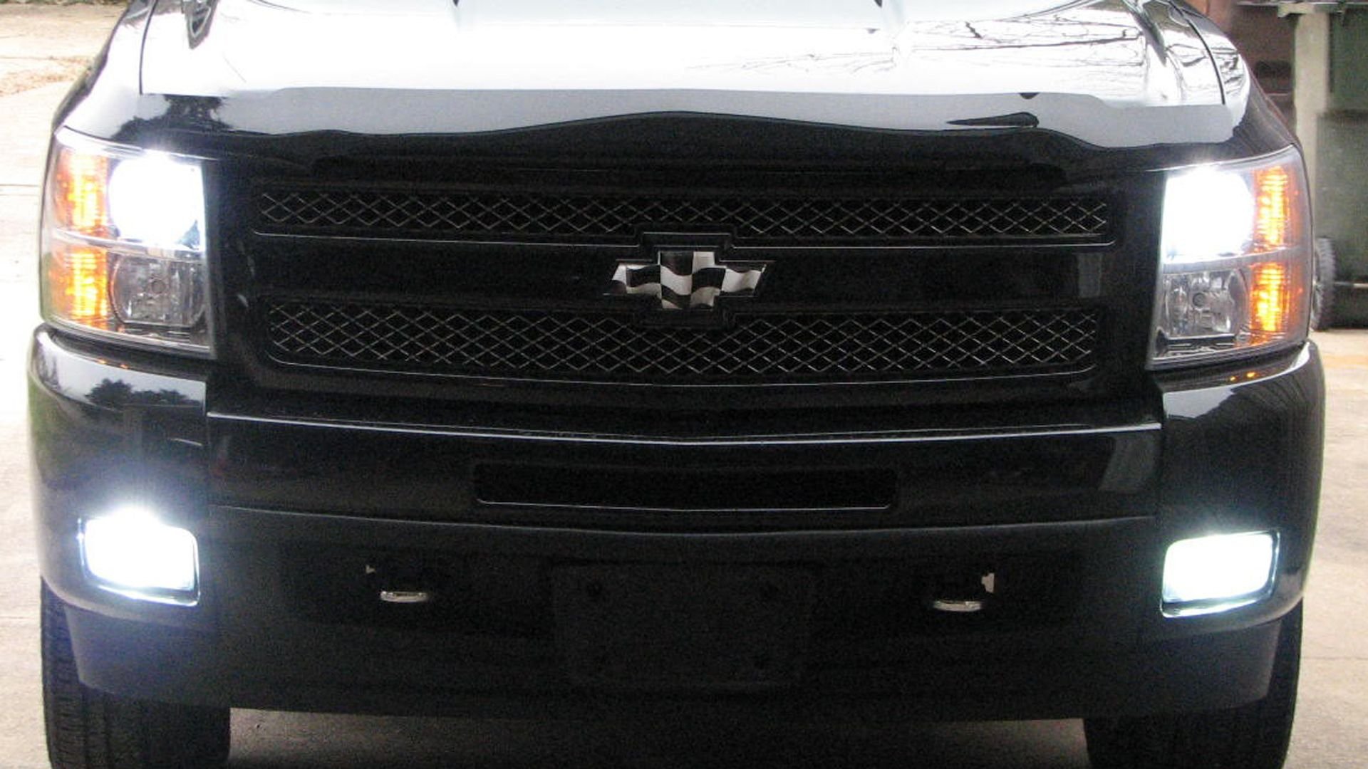 Chevrolet Silverado 2014Present Headlight and Fog Light Modification