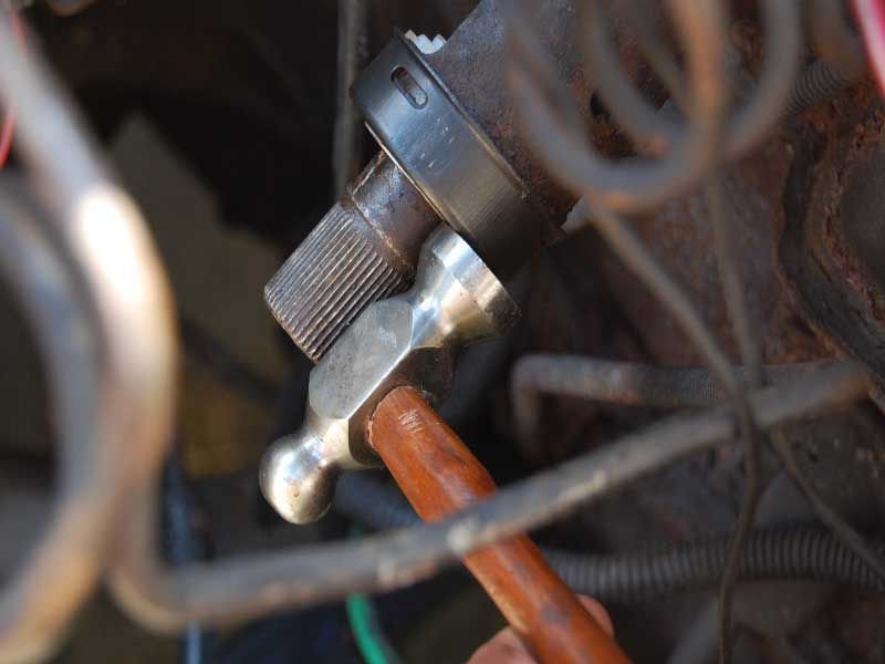 Chevrolet Silverado GMT800 1999 2006 How to Replace Clunking Steering