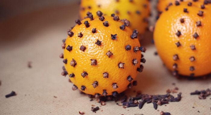 Orange and clove pomander balls