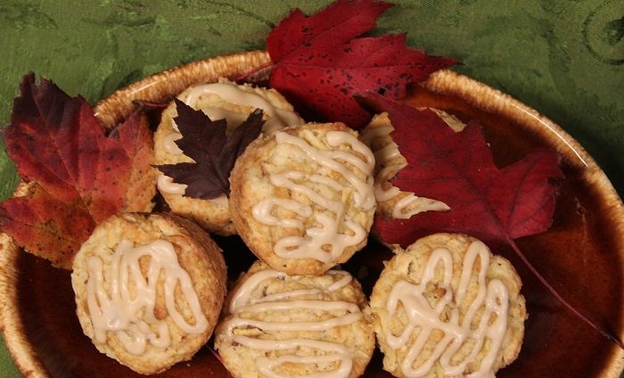 apple maple muffins