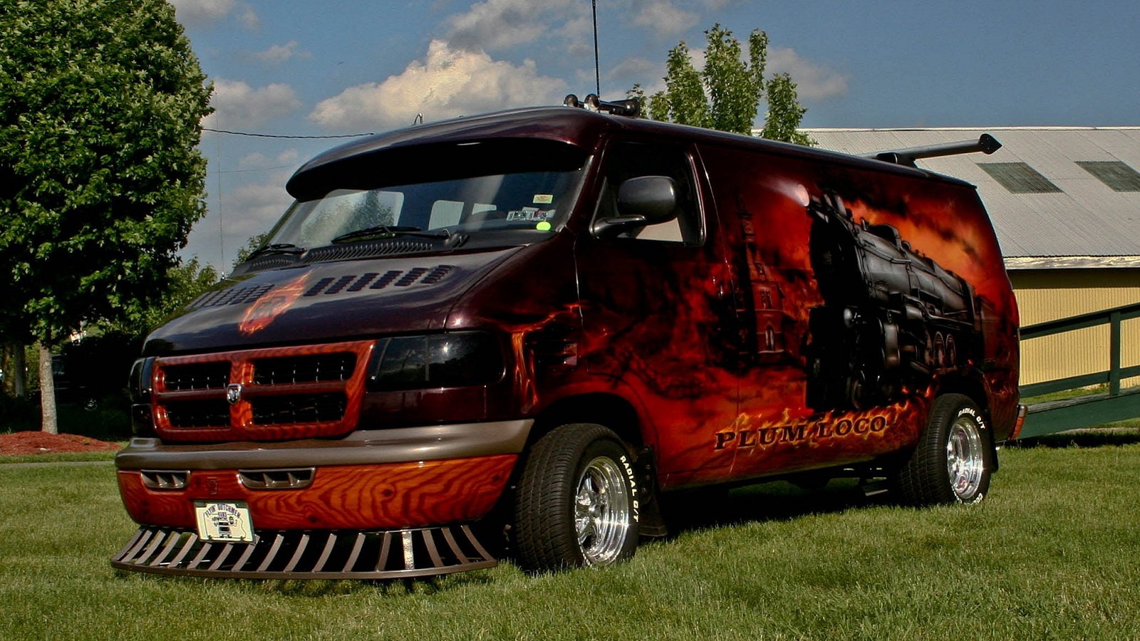 9 Awesome Dodge Custom Vans Dodgeforum