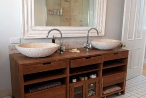 bathroom vanity