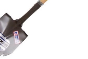 a saw tooth shovel with spiked edges