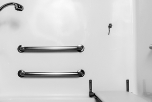 shower with safety bars