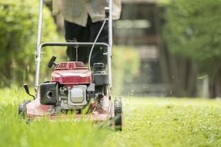 How to Make a Bag for Your Lawn Mower | DoItYourself.com