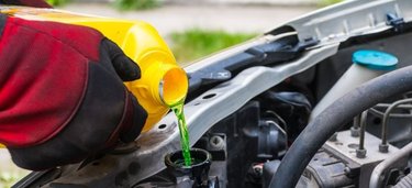 Car Radiator Problems: The First Signs | DoItYourself.com