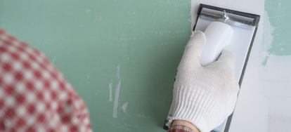 Drywall Mudding Over Paint in 7 Steps | DoItYourself.com