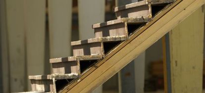 Replacing Bowed Steps On A Wooden Staircase Doityourself Replacing Bowed Steps On A Wooden Staircase