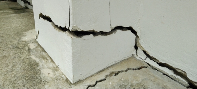 How To Repair Cracks In A Concrete Slab Foundation Doityourself Com