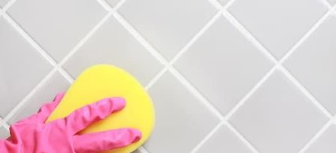 How to Get Mold Out of Grout