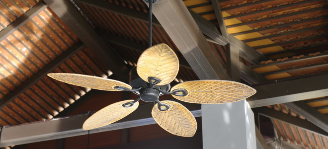 How To Keep Dust Off Your Ceiling Fan Doityourself Com