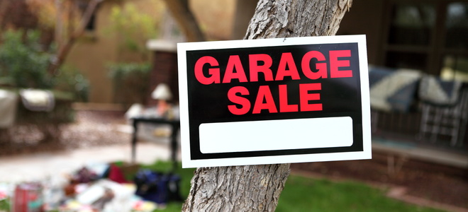 How To Organize A Community Garage Sale Doityourself Com