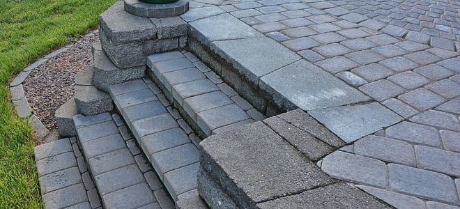 How To Build Paver Patio Steps, How To Build A Concrete Patio With Steps