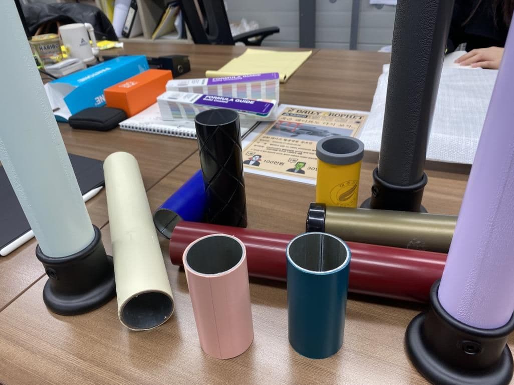 These plastic tubes form the basis for all of Kang's new chairs and stools.