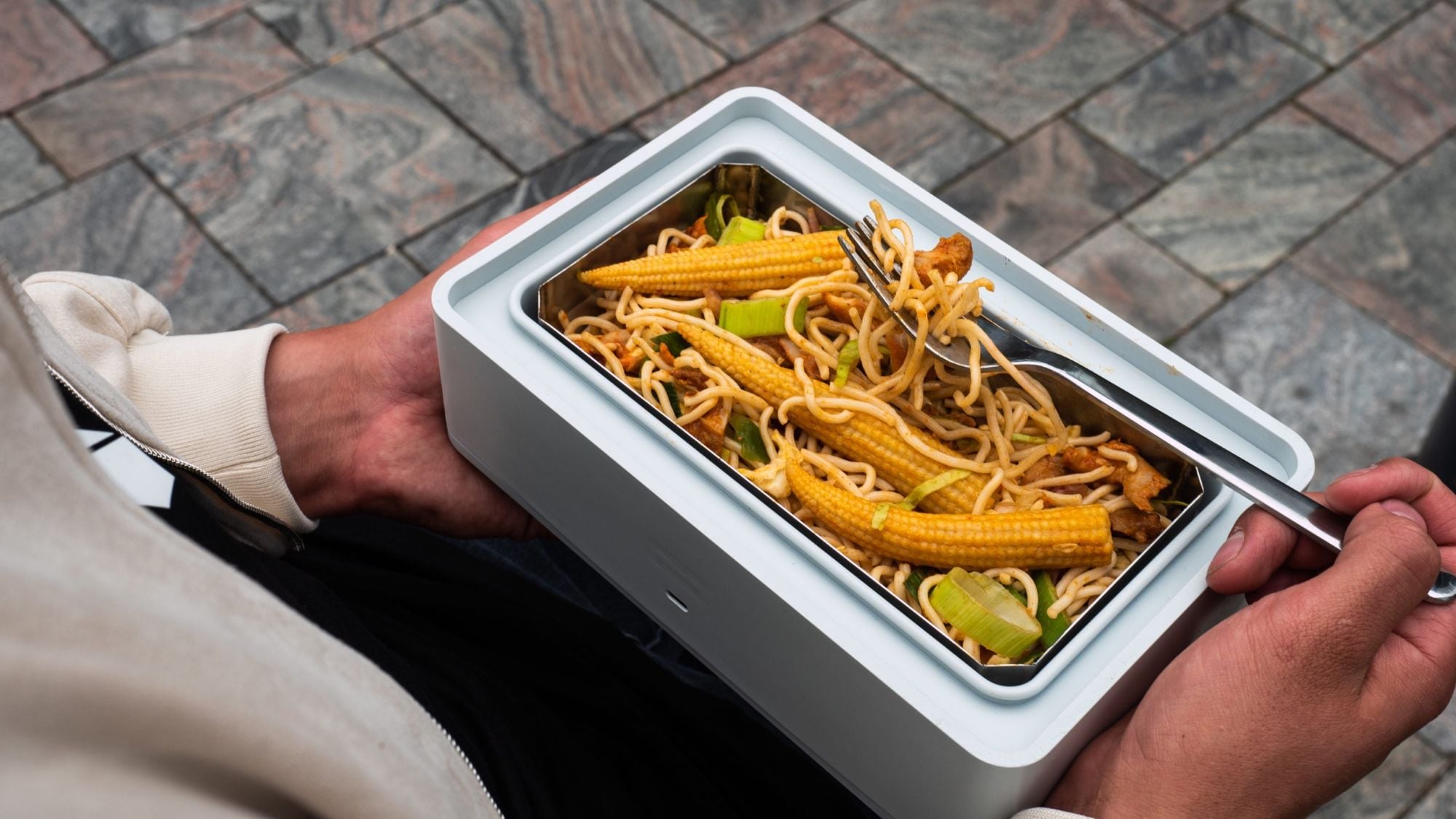 Enjoy hot meals straight from your Heatbox 