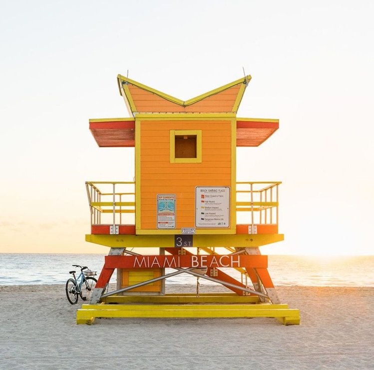 Tommy Kwak Captures the Candy-Colored Lifeguard Towers of Miami Beach ...