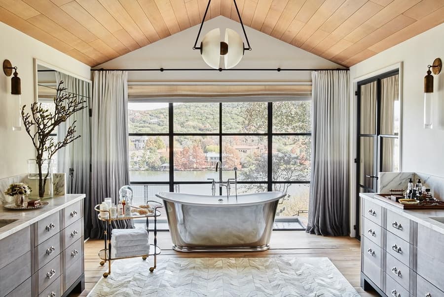 Metallic accent pieces like this bathtub are set to be all the rage in 2020.