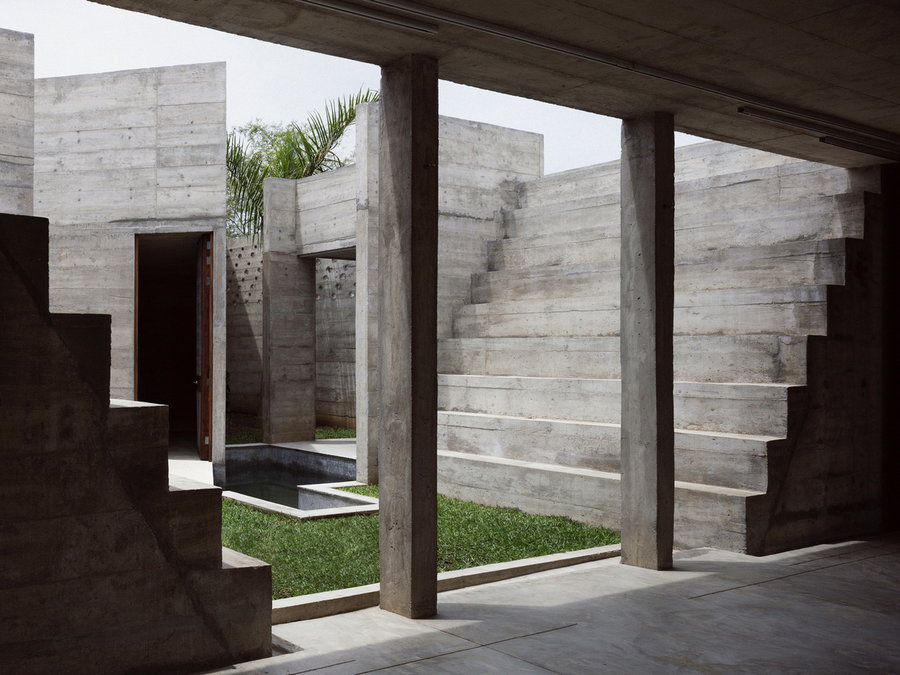 A surprising grassy courtyard graces the center of Oaxaca's Zicatela House.