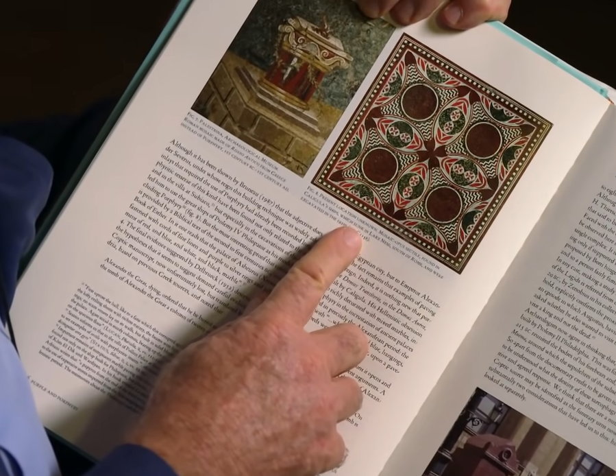 The same ancient mosaic featured in Dario del Bufalo's book 