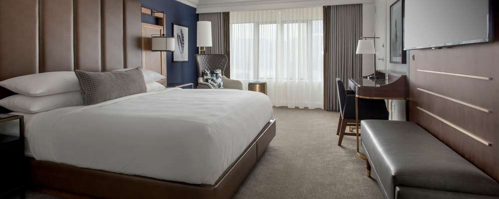 Boston Marriott Long Wharf, king guest room Boston Marriott Long Wharf, king guest room