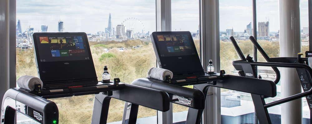 Gym on 10th floor with scenic views of London skyline