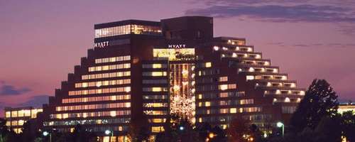 Hyatt Regency Cambridge as seen from Boston