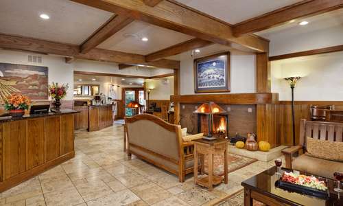Our Sonoma Wine Country lobby welcomes visitors to our Inn. Our Sonoma Wine Country lobby welcomes visitors to our Inn.