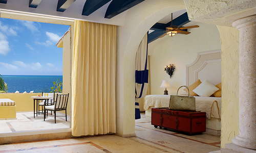 Romance Ocean Front One Bedroom Suite with Terrace