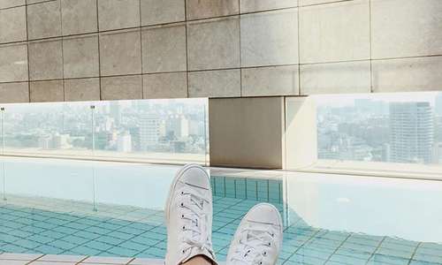 Time to put your feet up and relax at your own private pool? Special thanks @dwightlypdx and @colincabalka. ?????????????????
??????????????????????
————————————————————
#GrandHyattTokyo #LivingGrand #??????????? #hyatt #Roppongi #luxuryhotels #luxurylifestyle #beautifulhotels #visitjapan #visittokyo #explorejapan #traveljapan #luxuryhotelsworld #japanvacation #discoverjapan #beautifuljapan #japangram #???????????? #????? #???