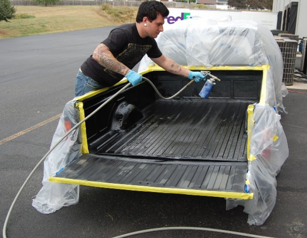 Ford FSeries How to SprayOn Bedliner Fordtrucks