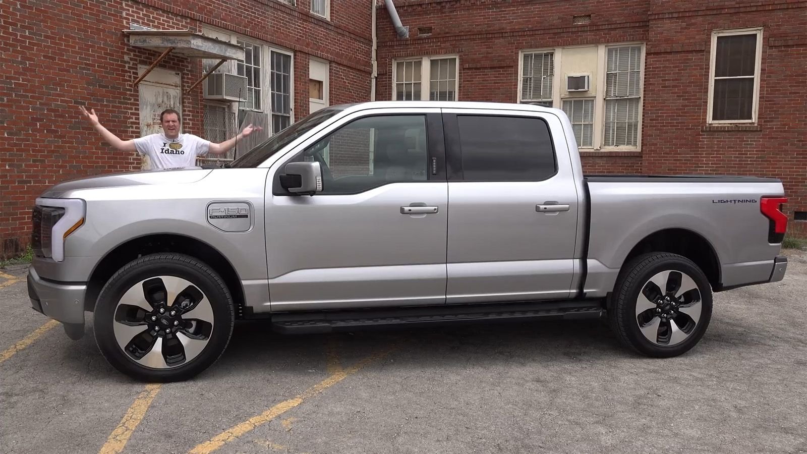 Pros and Cons F150 Lightning Gets a DougScore Fordtrucks