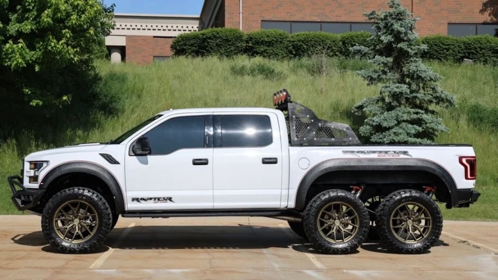 Rare F-150 Raptor 6x6 Is Up For Grabs | Ford-trucks