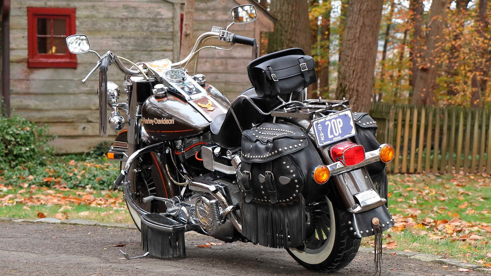 Harley-Davidson's Electra Glide still demands attention  Georgia Straight  Vancouver's source for arts, culture, and events