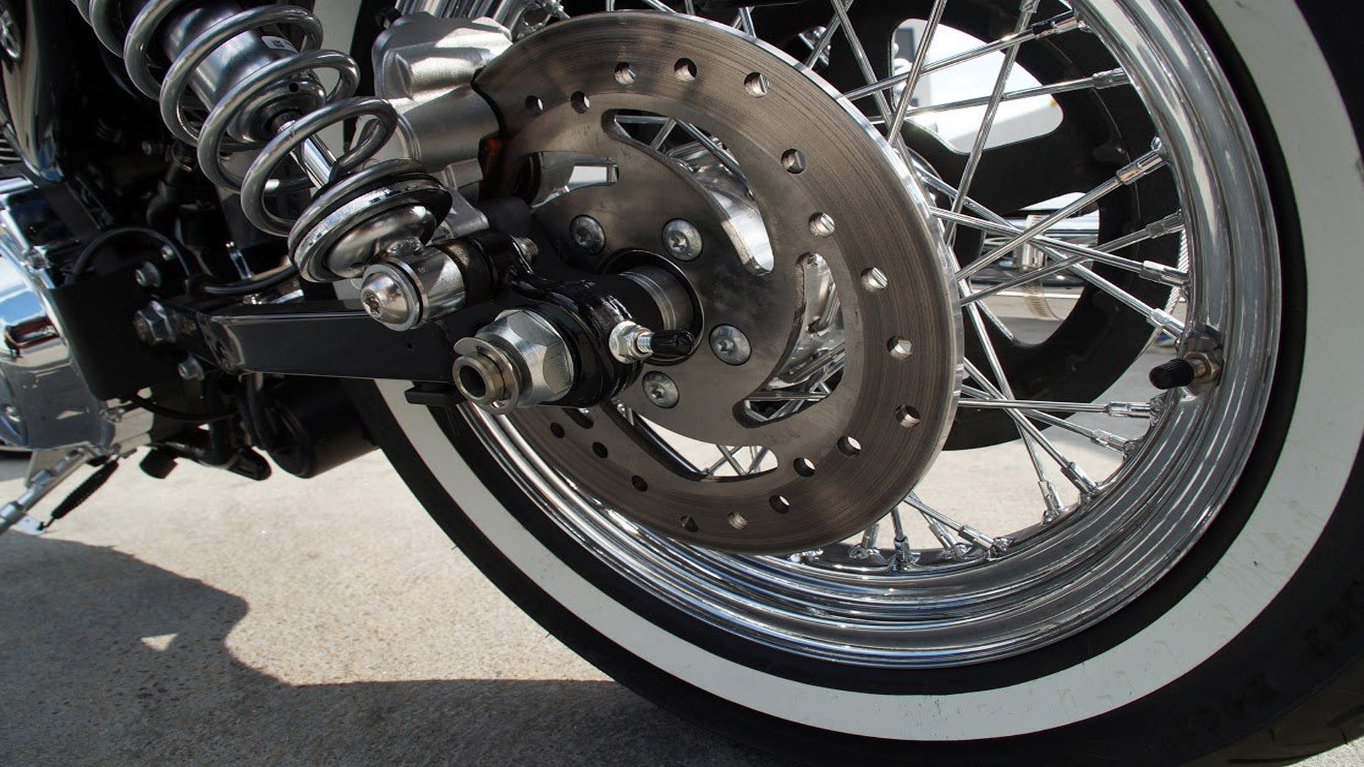 Rear Ceramic Brake Pads 2015 Harley Davidson FLSTC Heritage Softail Classic mj