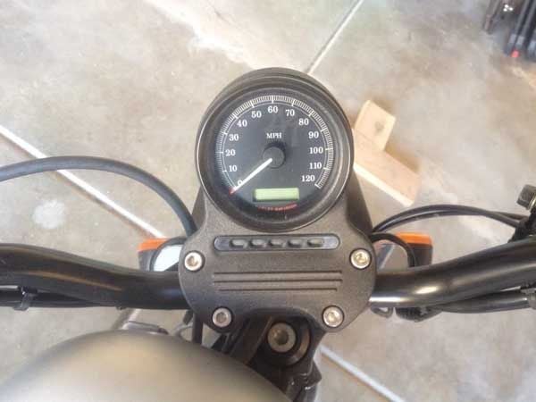 Harley Davidson Sportster stock speedometer setup