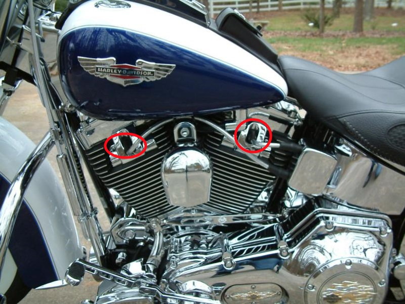 Harley Davidson Softail spark plug locations