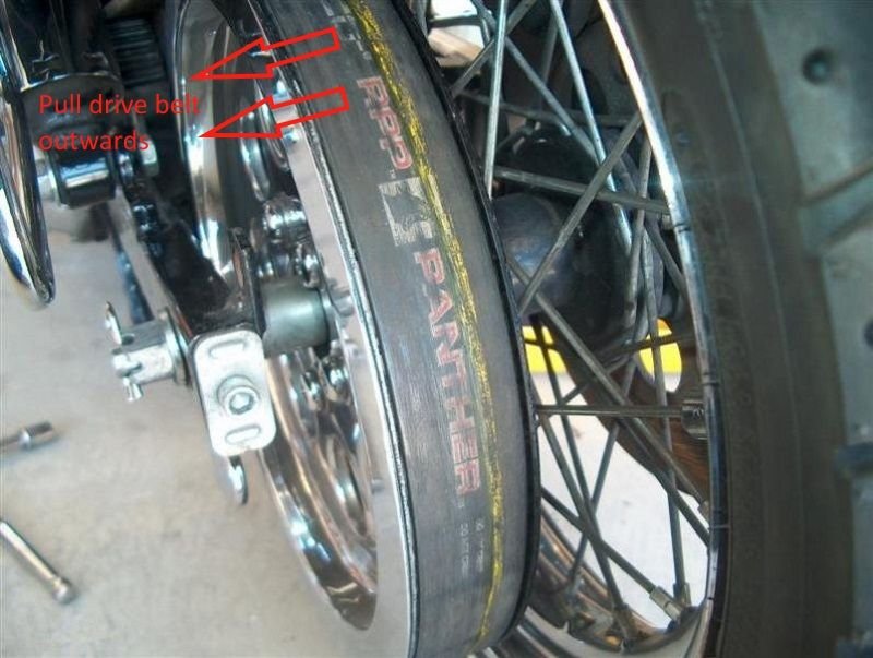 Drive belt removal on Harley Davidson Sportster