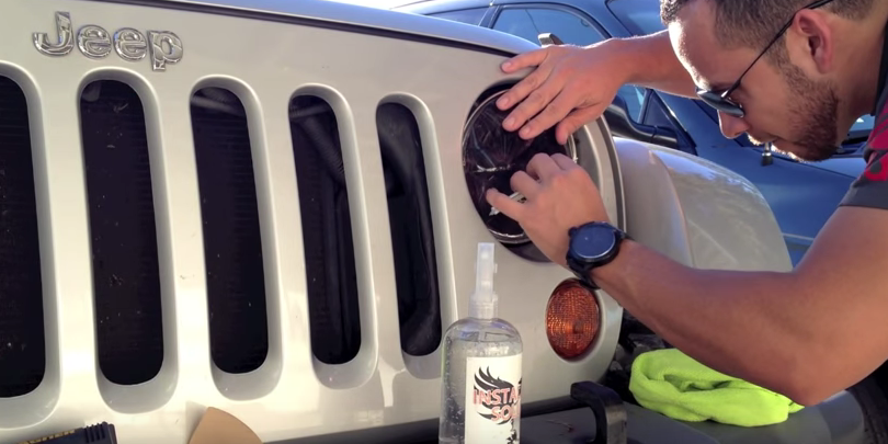 Jeep Wrangler JK: How to Black-Out Your Headlights | Jk-forum