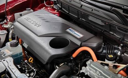 2017 Nissan Rogue Hybrid SL AWD 2.0-liter gasoline engine