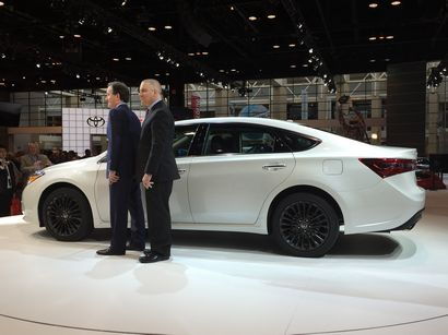 2016 Toyota Avalon Touring at the 2015 Chicago Auto Show
