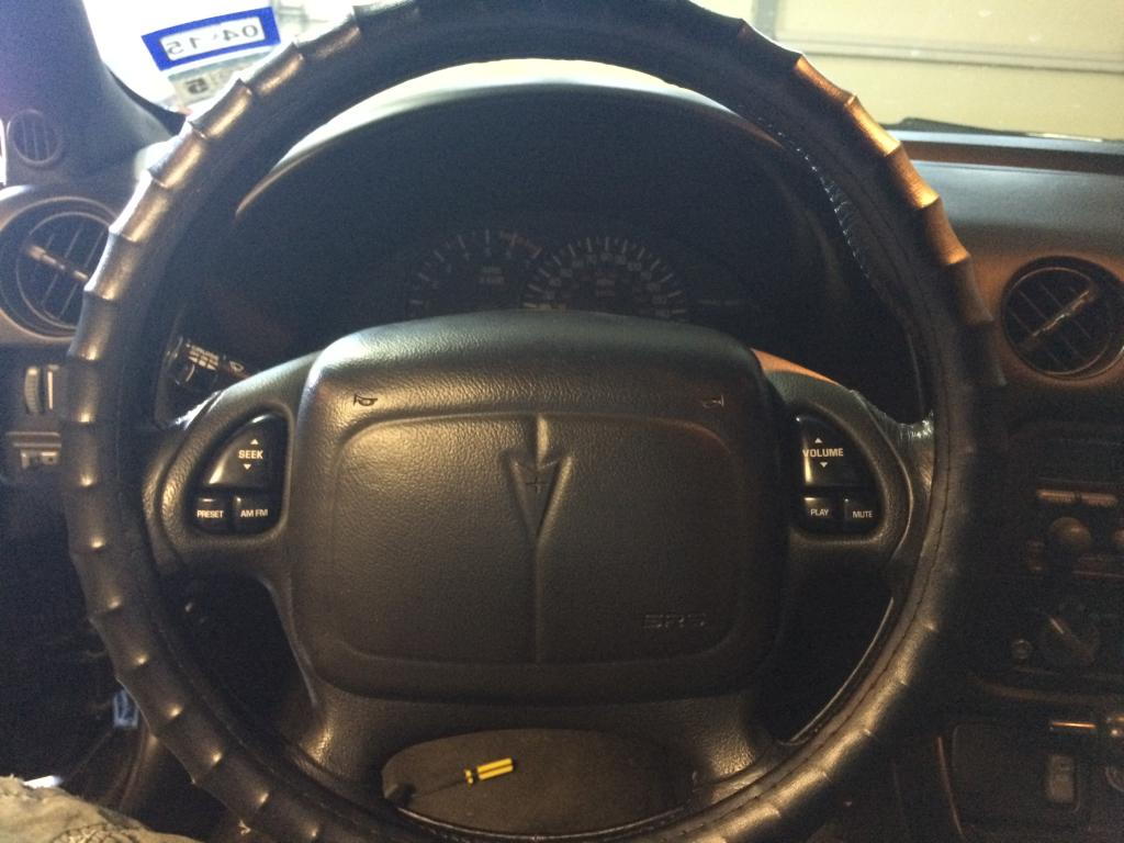 New steering wheel with radio controls