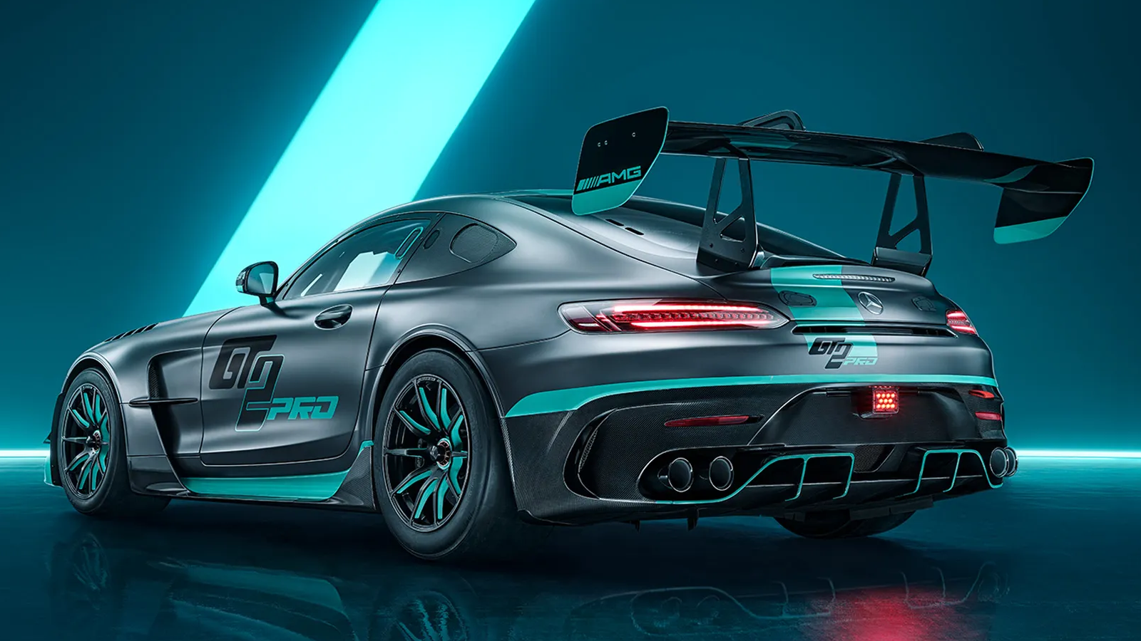 Mercedes-AMG GT2 Pro Brings Race Car Goodness to the Market | Mbworld