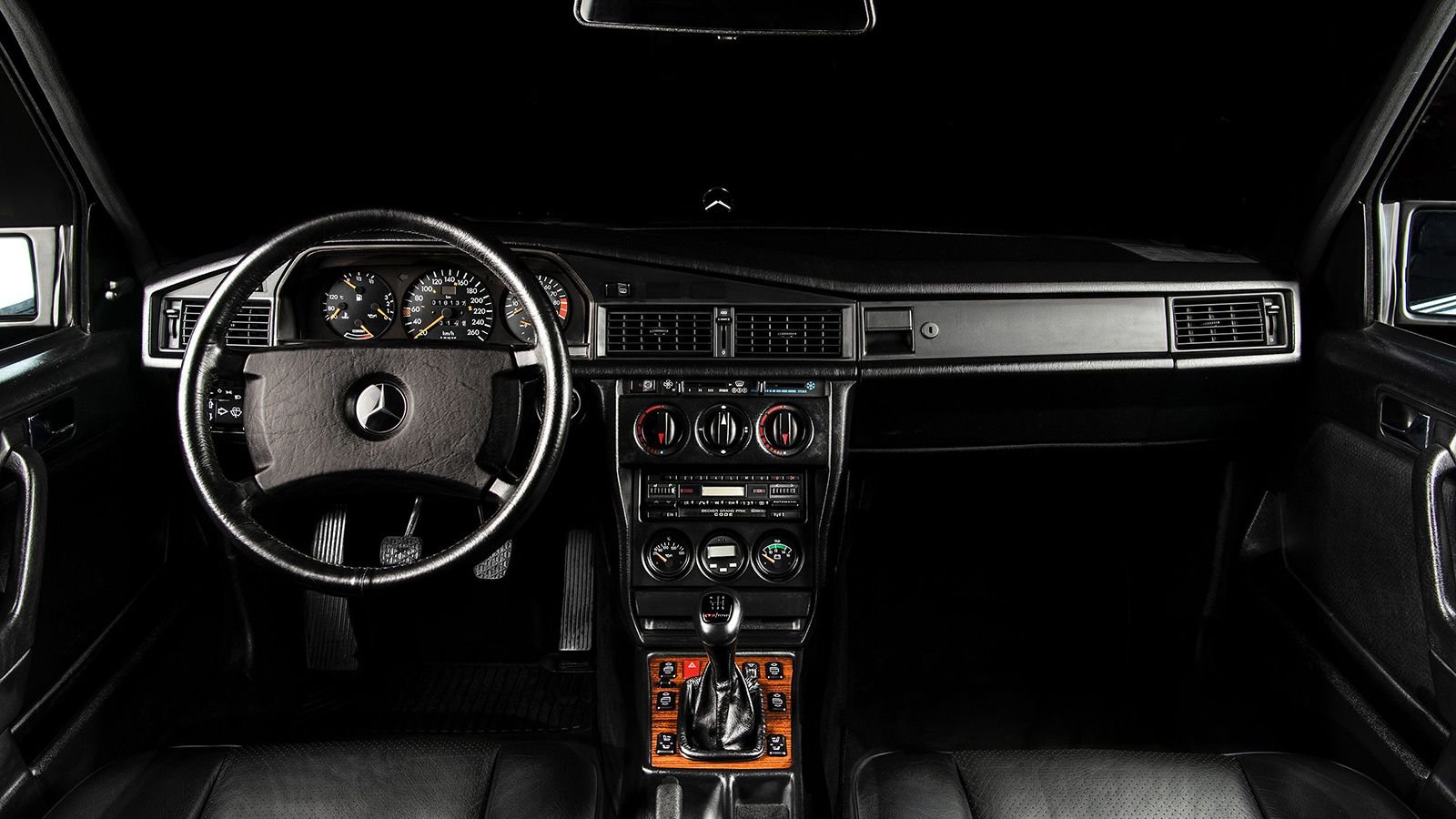 Throwback Thursday 1990 Mercedes 190E Evo II is Up For Grabs Mbworld