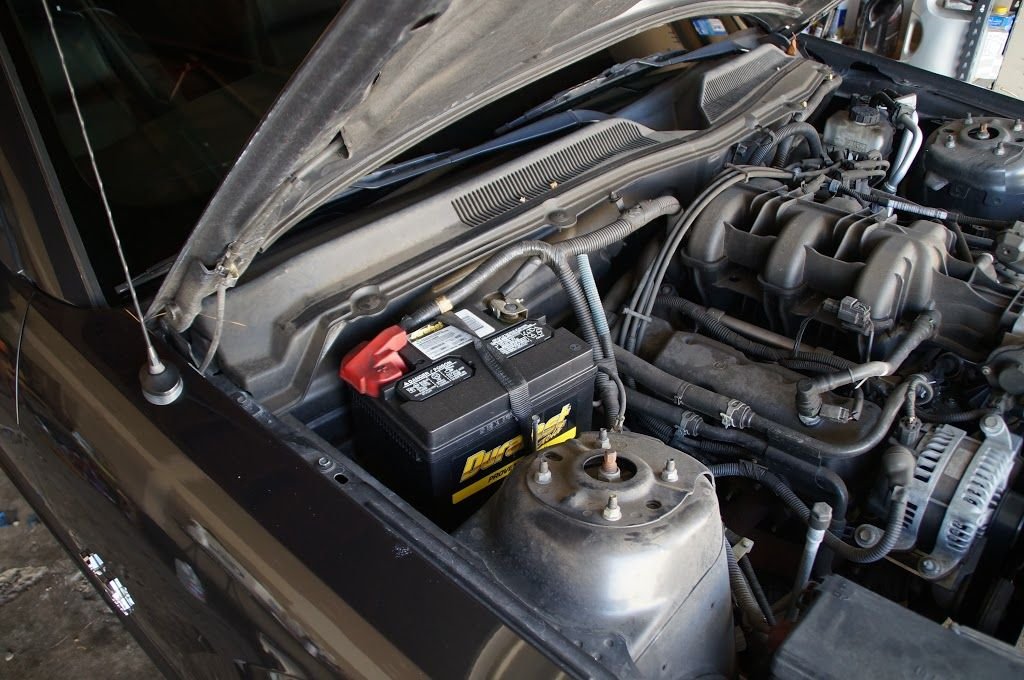 Ford Mustang GT 2005 to 2014 How to Replace Spark Plugs Mustangforums