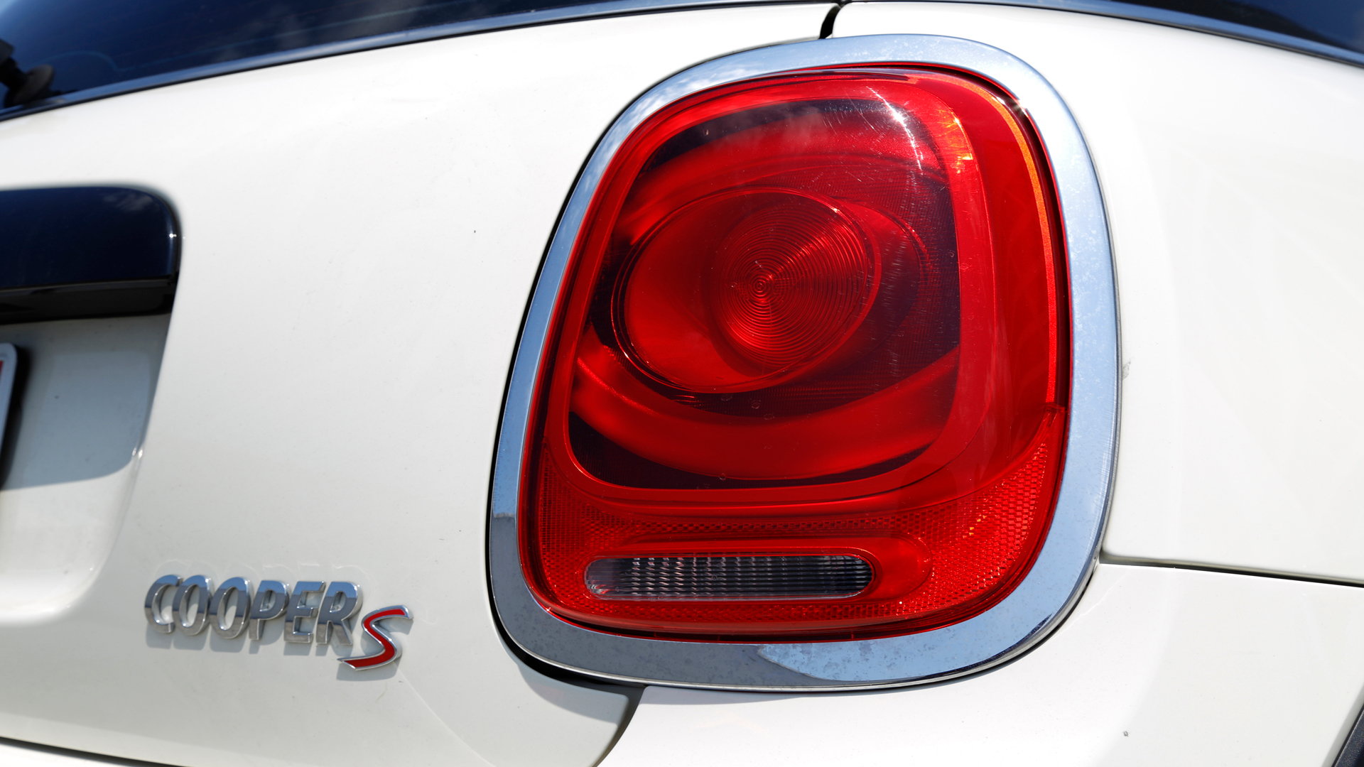 Mini Cooper R56 Trunk Light Kit